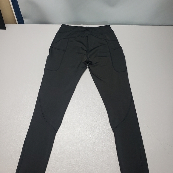 3/$15 Pop fit solid black work out leggings with pockets women's size small - Picture 4 of 9